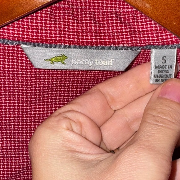 Horny Toad Red & White Button Front Long Sleeve Tunic Top Size Small Used - Picture 3 of 6